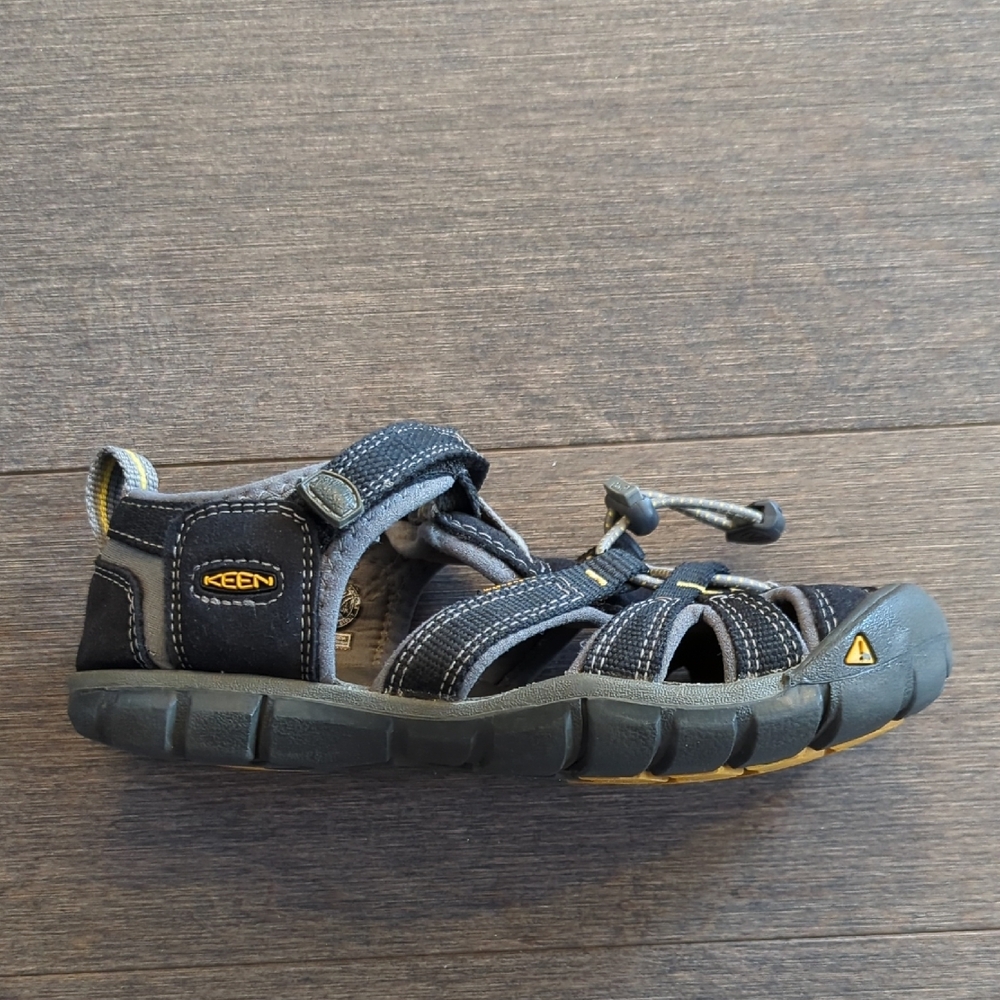 Keen Kids Seacamp Sandals (Size 13)